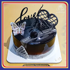 کیک خامه ای سیاه