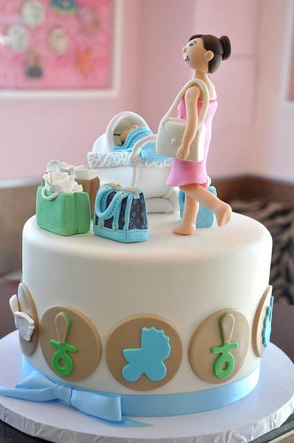 کیک روز زن و همسر